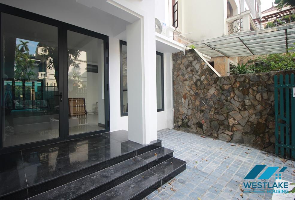 Newly renovated 04-bedroom house in C Block, Ciputra, Ha Noi for rent Newly renovated 04-bedroom house in C Block, Ciputra, Ha Noi for rent