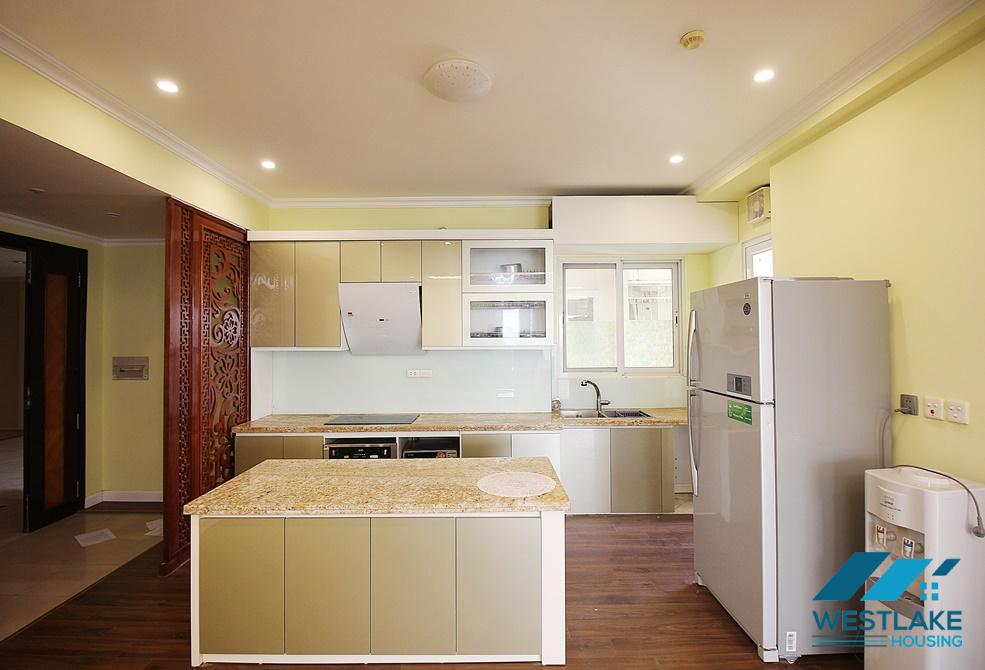 A bright and spacious 3 bedroom apartment for rent in Ciputra E Tower, Tay Ho, Ha Noi A bright and spacious 3 bedroom apartment for rent in Ciputra E Tower, Tay Ho, Ha Noi