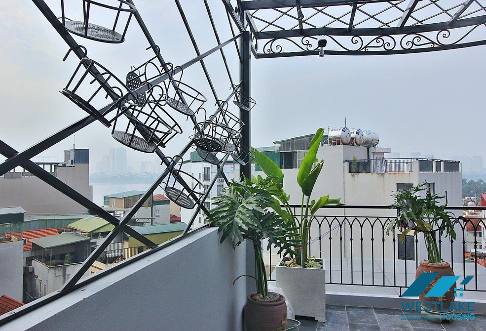 Good studio apartment for rent in Tay Ho, Ha Noi