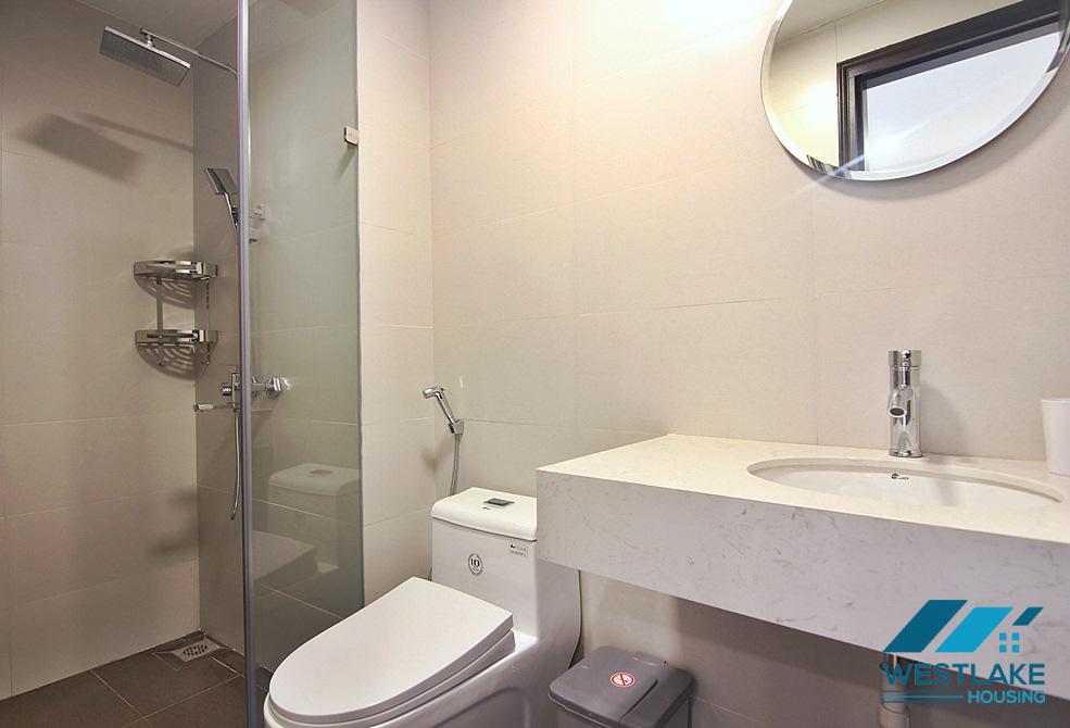 Cozy 1-bedroom serviced apartment in Au Co, Tay Ho, Ha Noi