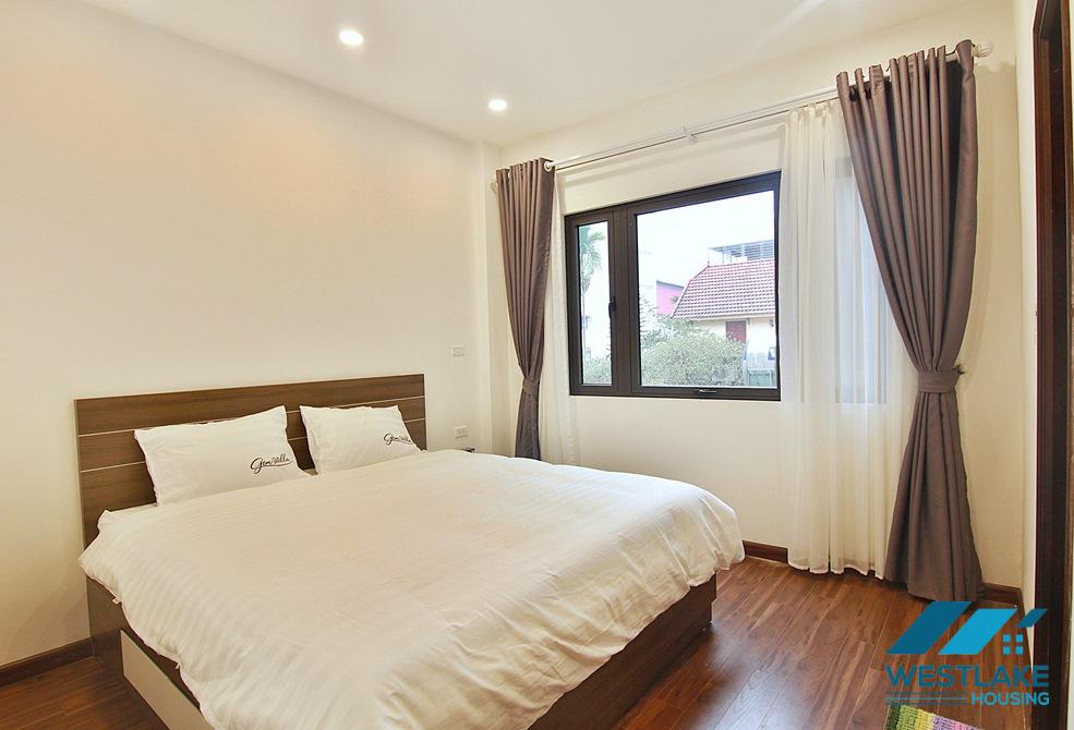 Cozy 1-bedroom serviced apartment in Au Co, Tay Ho, Ha Noi