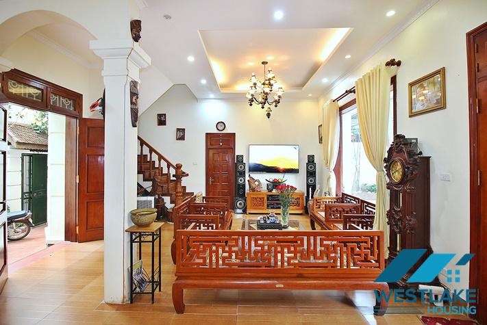 Cho Thuê Nhà 5 Phòng Ngủ, Ban Công Sân Vườn Rộng Rãi Thoáng Mát Tại Nghi Tàm, Tây Hồ, Hà Nội Cho Thuê Nhà 5 Phòng Ngủ, Ban Công Sân Vườn Rộng Rãi Thoáng Mát Tại Nghi Tàm, Tây Hồ, Hà Nội