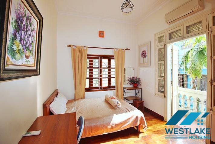 Cho Thuê Nhà 5 Phòng Ngủ, Ban Công Sân Vườn Rộng Rãi Thoáng Mát Tại Nghi Tàm, Tây Hồ, Hà Nội Cho Thuê Nhà 5 Phòng Ngủ, Ban Công Sân Vườn Rộng Rãi Thoáng Mát Tại Nghi Tàm, Tây Hồ, Hà Nội