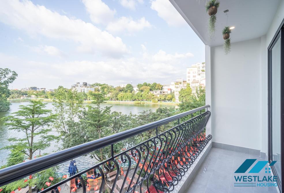 Green view 02 bedrooms apartment on Vu Mien street, Tay Ho, Ha Noi for rent