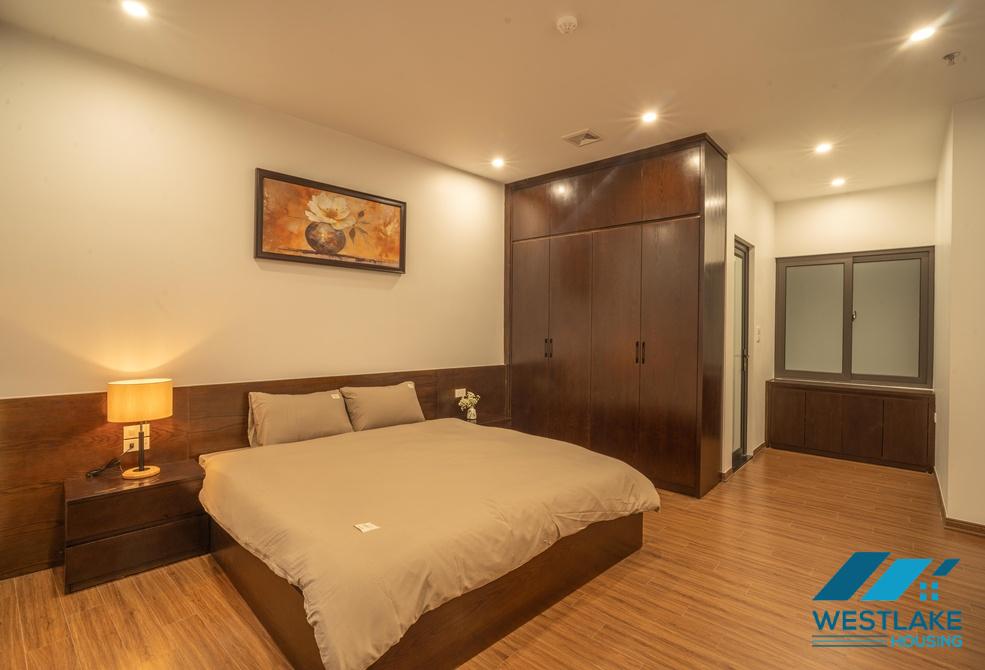Green view 02 bedrooms apartment on Vu Mien street, Tay Ho, Ha Noi for rent