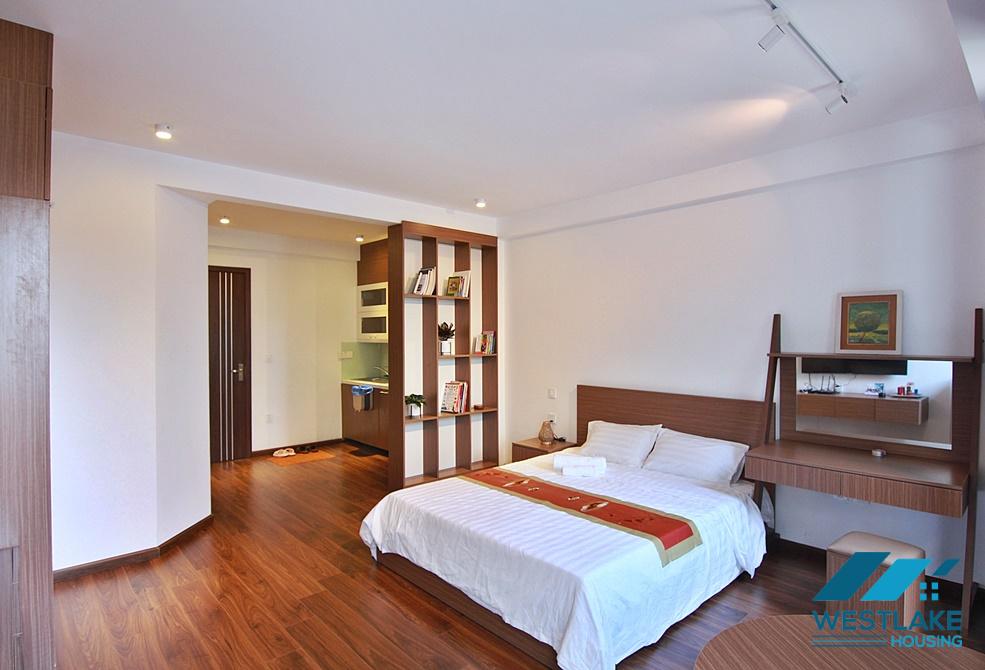 A brightly studio for rent in Tu Hoa, Tay Ho, Ha Noi