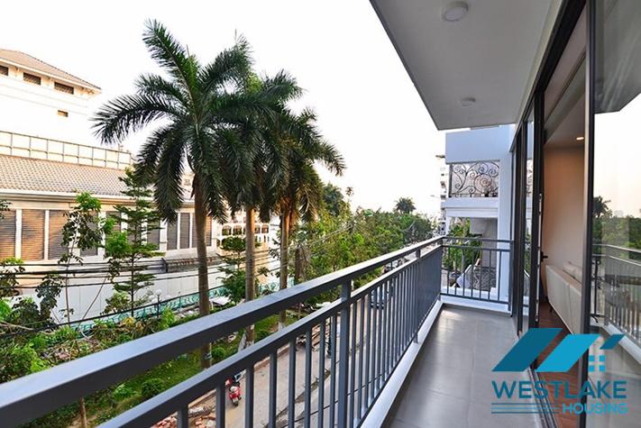 Modern 3 bedrooms apartment with huge balcony for rent in Tay Ho, Ha Noi