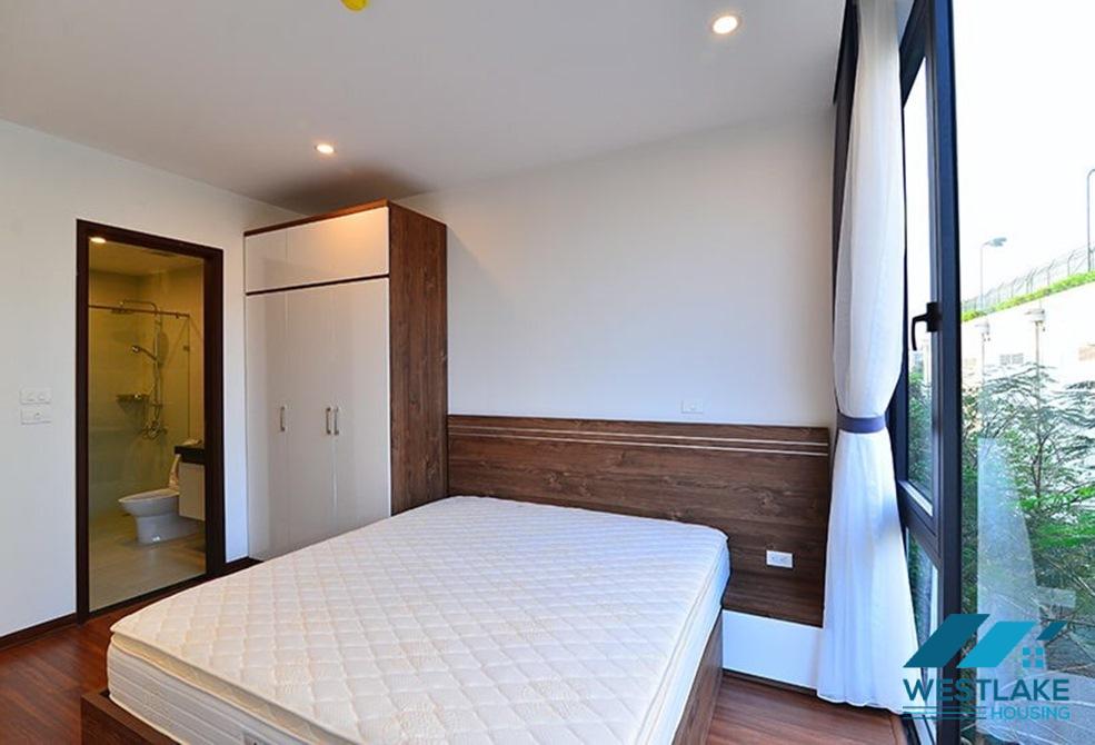 Beautiful 03 bedroom apartment with lake view for rent on Tu Hoa street, Tay Ho, Ha Noi