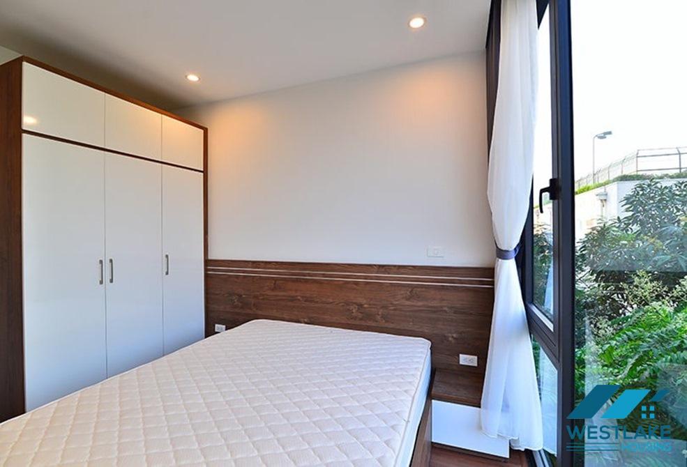 Beautiful 03 bedroom apartment with lake view for rent on Tu Hoa street, Tay Ho, Ha Noi