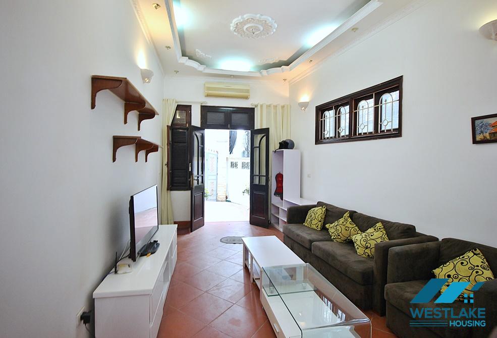 A cheap 4 bedroom house for rent in Tu Hoa, Tay Ho, Ha Noi