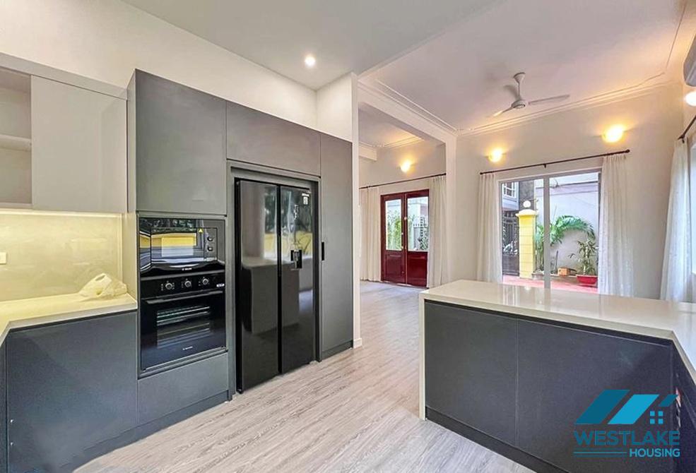 Renovated 05-bedrooms house with swimming pool for rent in Tay Ho, Ha Noi