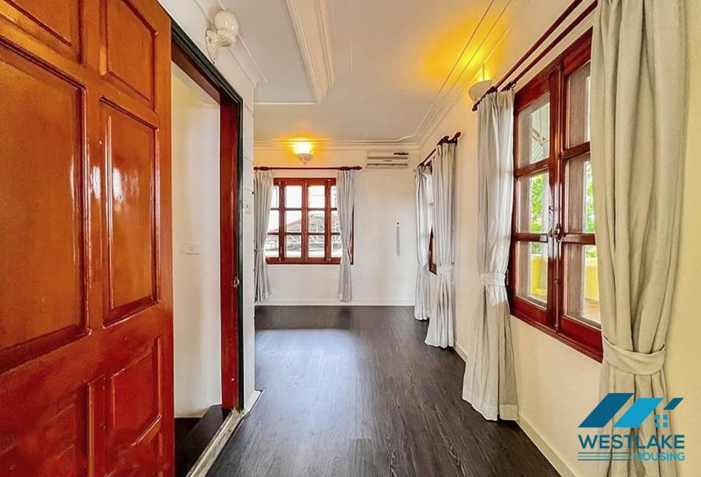 Renovated 05-bedrooms house with swimming pool for rent in Tay Ho, Ha Noi