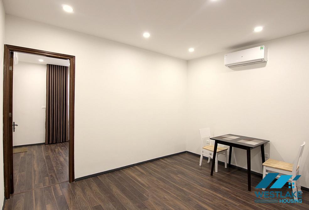A cheap 1 bedroom apartment for rent in Tu Hoa, Tay Ho, Ha Noi