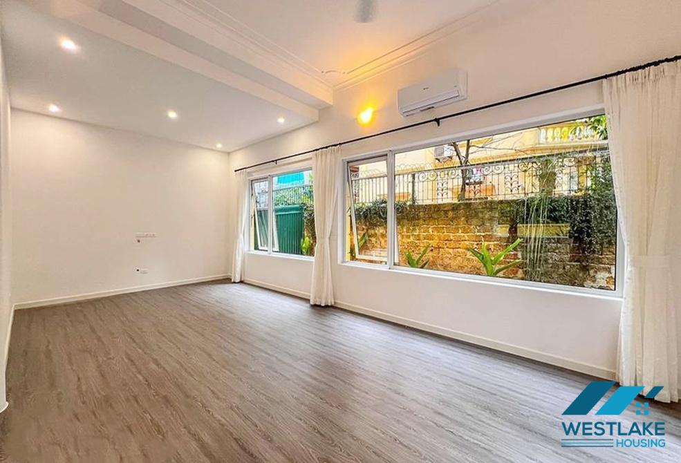 Nhà 5 Phòng Ngủ Mới Cải Tạo Lại Đẹp, Hiện Đại Có Hồ Bơi Ngoài Trời Cho Thuê Tại Tây Hồ, Hà Nội