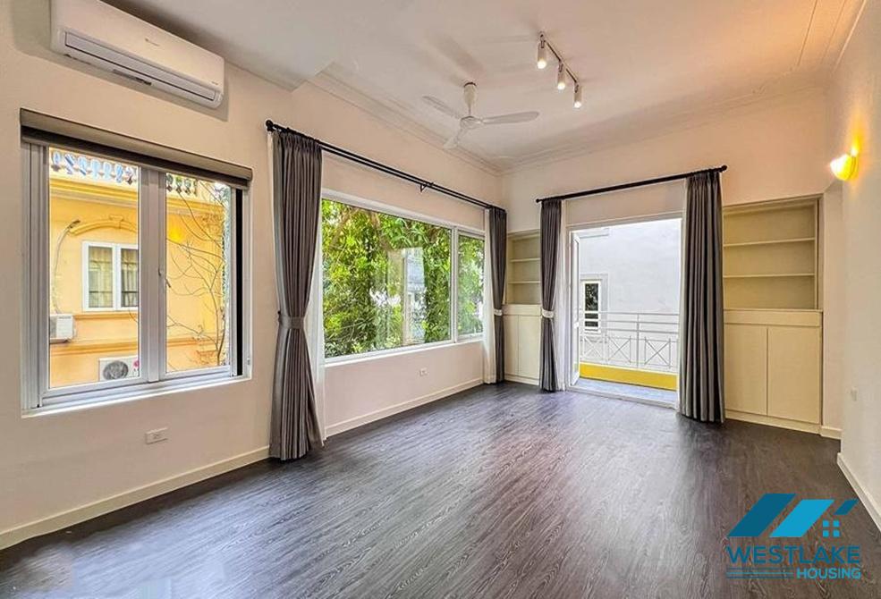 Nhà 5 Phòng Ngủ Mới Cải Tạo Lại Đẹp, Hiện Đại Có Hồ Bơi Ngoài Trời Cho Thuê Tại Tây Hồ, Hà Nội