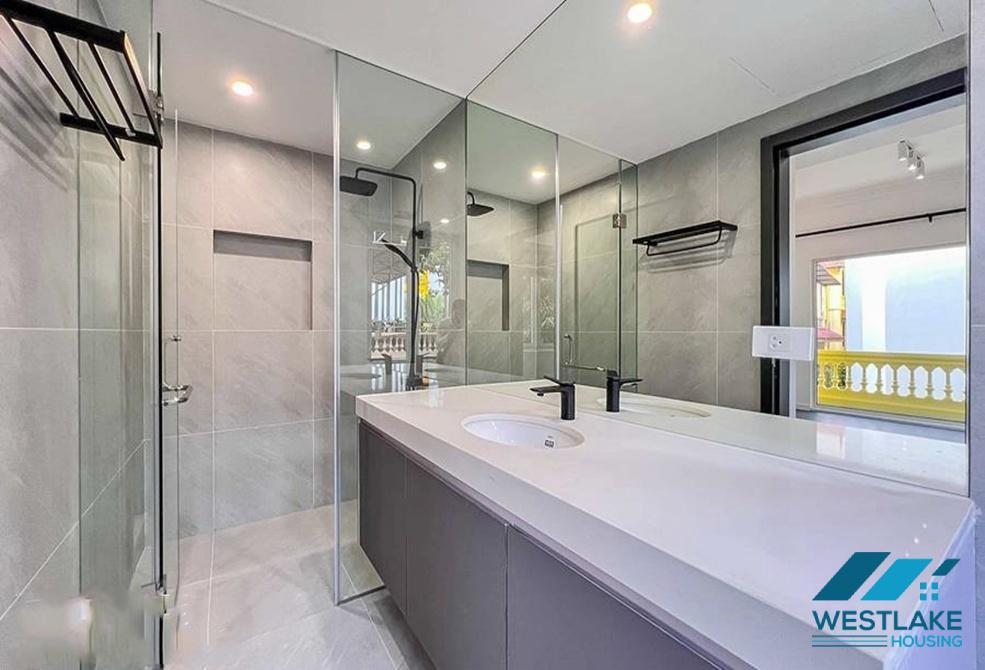 Nhà 5 Phòng Ngủ Mới Cải Tạo Lại Đẹp, Hiện Đại Có Hồ Bơi Ngoài Trời Cho Thuê Tại Tây Hồ, Hà Nội