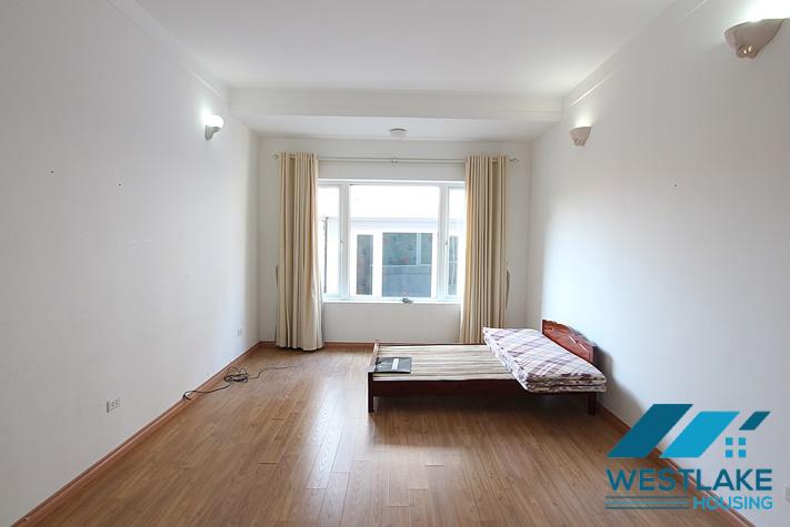 Cho Thuê Nhà 6 Phòng Ngủ Rộng Thoáng Tại Tô Ngọc Vân, Tây Hồ, Hà Nội Cho Thuê Nhà 6 Phòng Ngủ Rộng Thoáng Tại Tô Ngọc Vân, Tây Hồ, Hà Nội