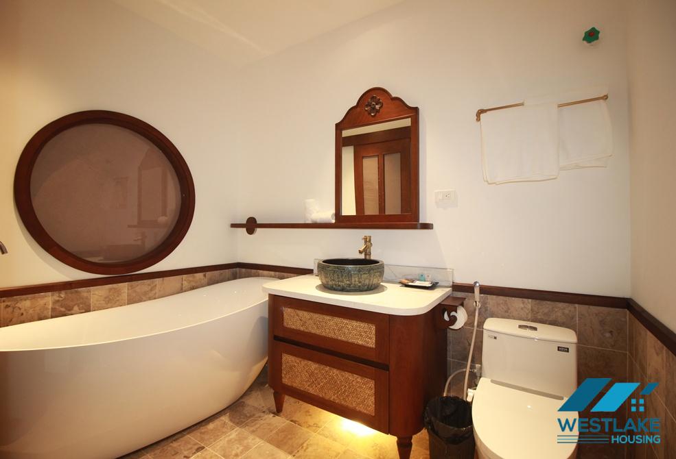 Cosy 02-bedrooms apartment near West lake, Tay Ho, Ha Noi for rent