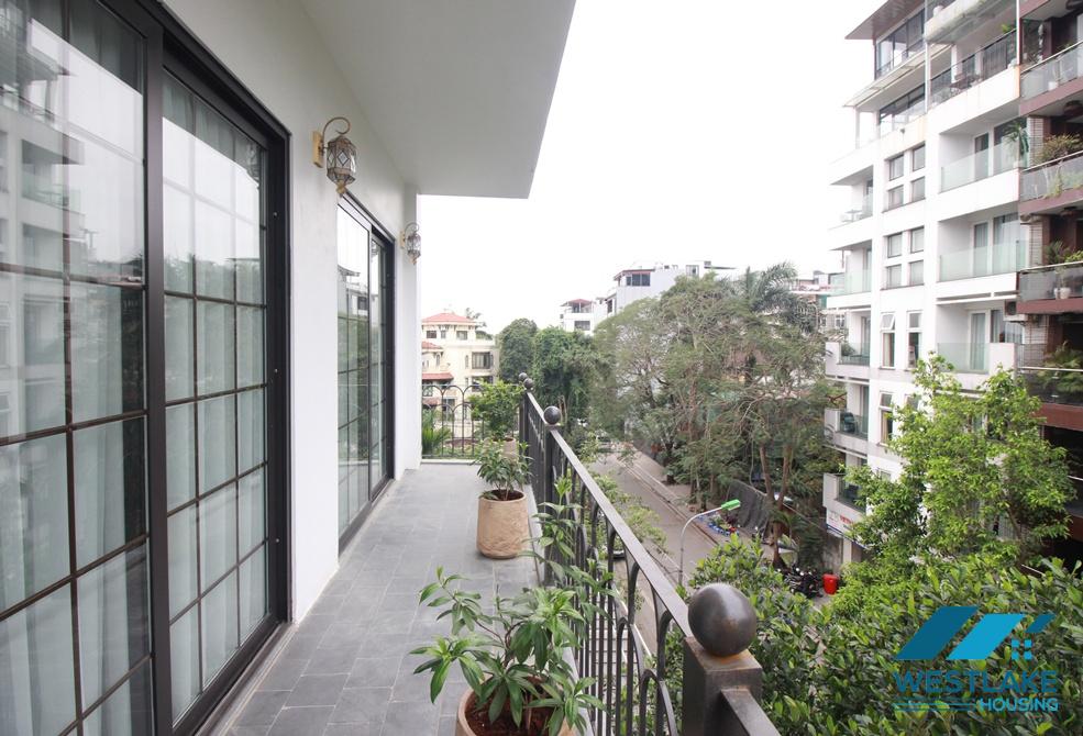 Cosy 02-bedrooms apartment near West lake, Tay Ho, Ha Noi for rent