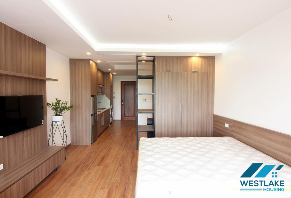 Bright studio apartment for rent in Dang Thai Mai area, Tay Ho, Ha Noi