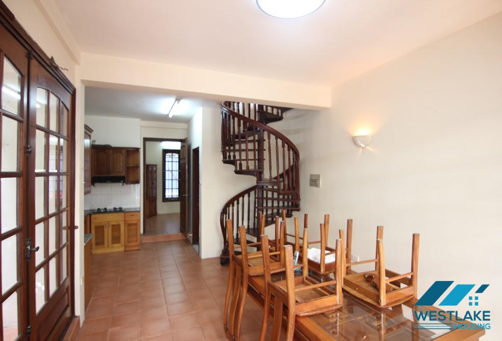 A large 4 bedroom house for rent in Tu Hoa, Tay Ho, Ha Noi