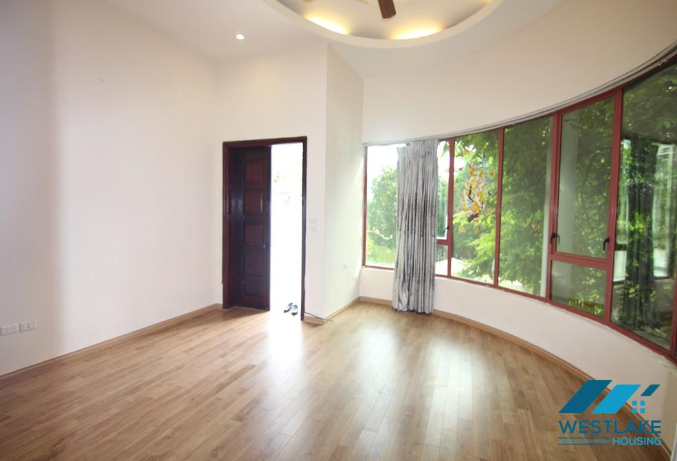 A large 4 bedroom house for rent in Tu Hoa, Tay Ho, Ha Noi