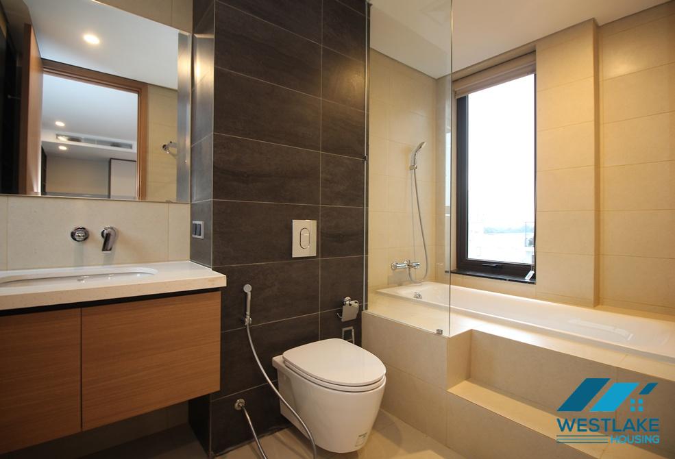 Clean and modern 02 bedrooms apartment on high floor in Tay Ho street, Tay Ho, Ha Noi for rent