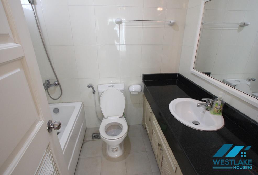 Cosy apartment for lease in Ciputra, E Tower, Tay Ho, Ha Noi