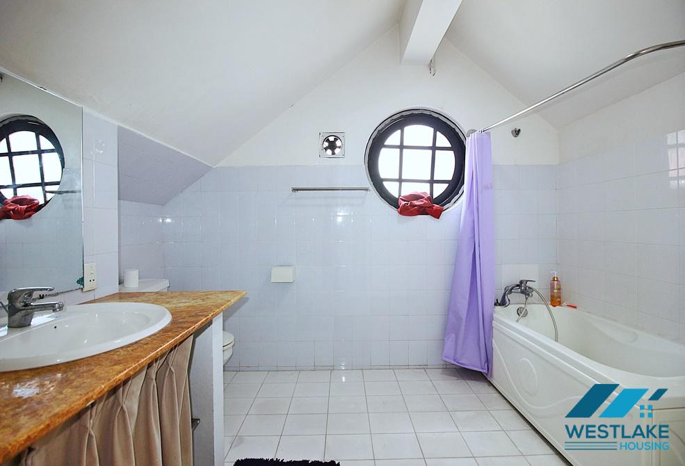 A lovely 3 bedroom house for rent in Tu Hoa, Tay Ho, Ha Noi