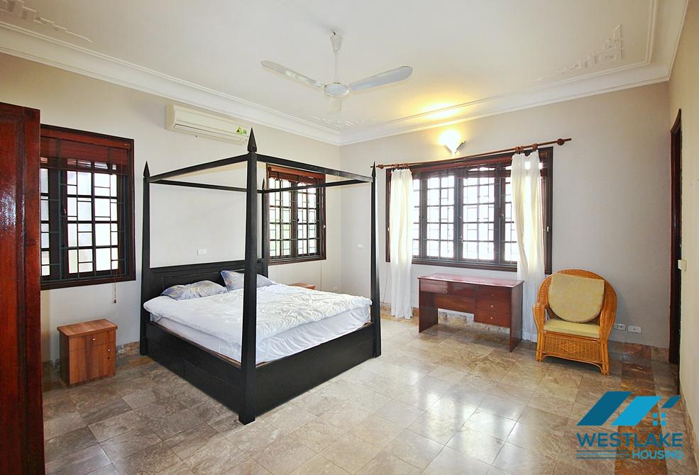 A lovely 3 bedroom house for rent in Tu Hoa, Tay Ho, Ha Noi