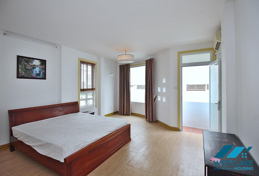 A spacious 6 bedroom house for rent in Tay Ho, Ha Noi