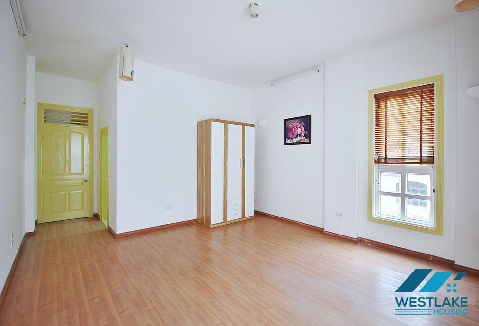 A spacious 6 bedroom house for rent in Tay Ho, Ha Noi