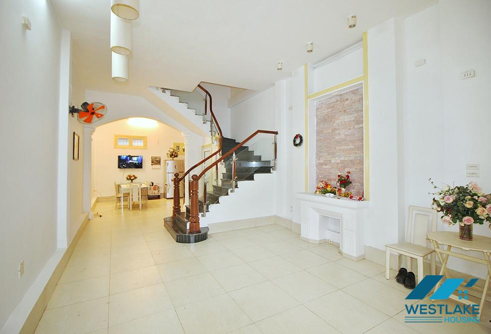 A spacious 6 bedroom house for rent in Tay Ho, Ha Noi