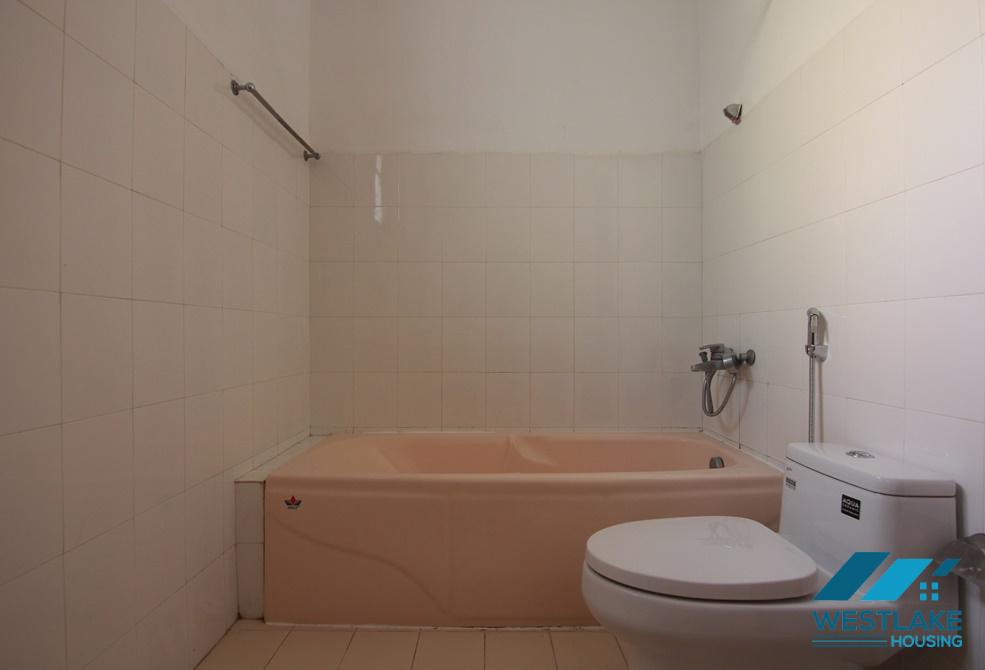 A nice house with big yard for rent in Tu Hoa, Tay Ho