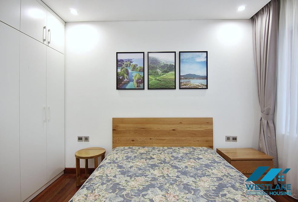 Bright 2-bedroom apartment on Tu Hoa Street, Tay Ho, Ha Noi for rent