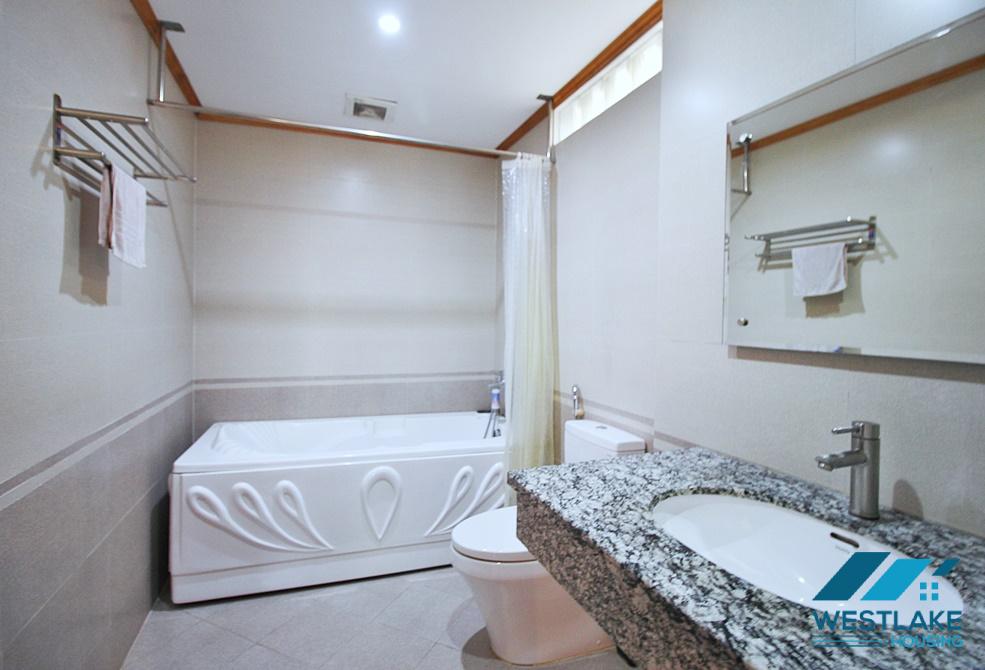 A beautiful 3 bedroom house for rent in Tu Hoa, Tay Ho, Ha Noi A beautiful 3 bedroom house for rent in Tu Hoa, Tay Ho, Ha Noi