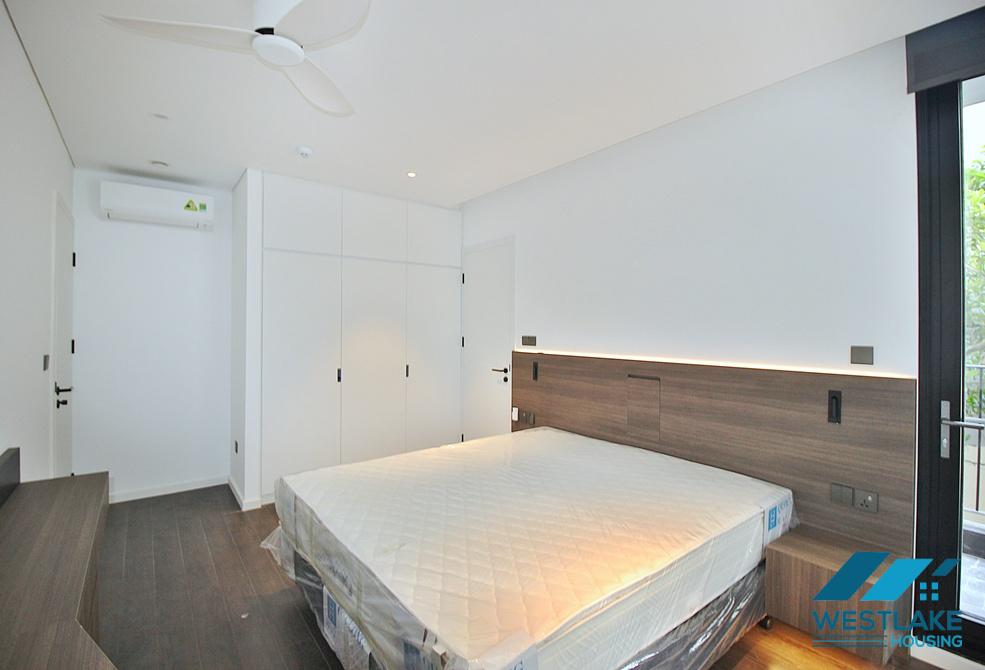 Beautiful lake view 02-bedroom apartment for rent in Tu Hoa, Tay Ho, Ha Noi