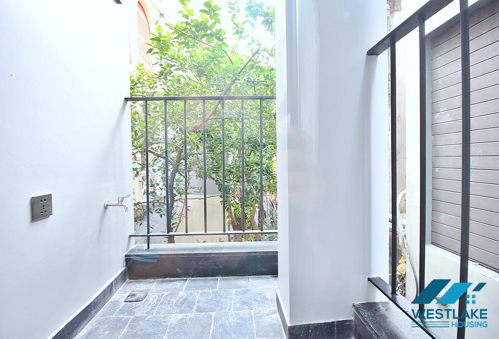 Beautiful lake view 02-bedroom apartment for rent in Tu Hoa, Tay Ho, Ha Noi