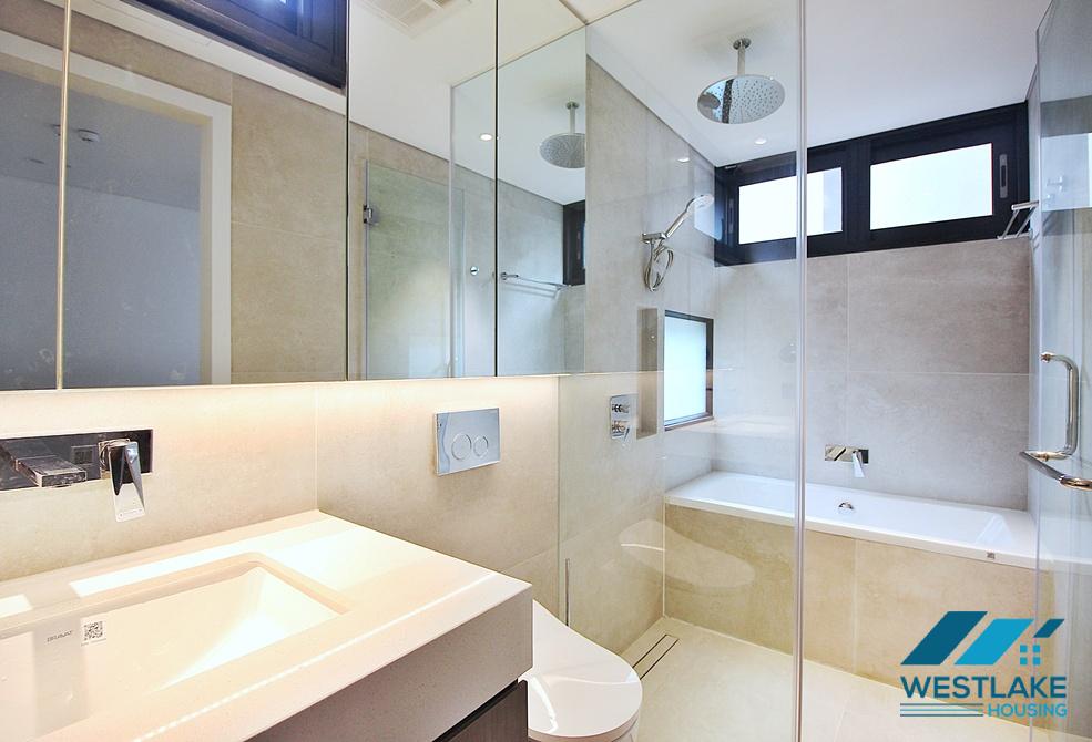 Beautiful lake view 02-bedroom apartment for rent in Tu Hoa, Tay Ho, Ha Noi