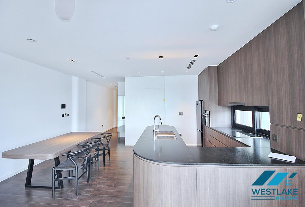 Beautiful lake view 02-bedroom apartment for rent in Tu Hoa, Tay Ho, Ha Noi