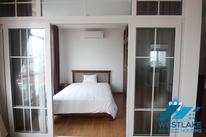 Affordable price 2 bedrooms apartment for rent in Xuan Dieu area, Tay Ho, Ha Noi