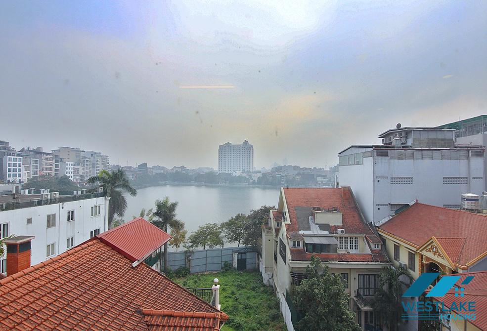 Good price one bedroom apartment in Xuan Dieu area, Tay Ho, Ha Noi