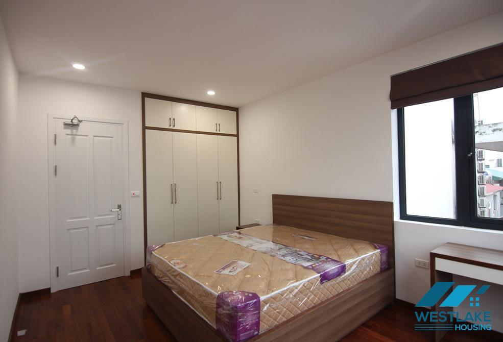A nice lakeview 1 bedroom apartment for rent in Tay Ho, Ha Noi