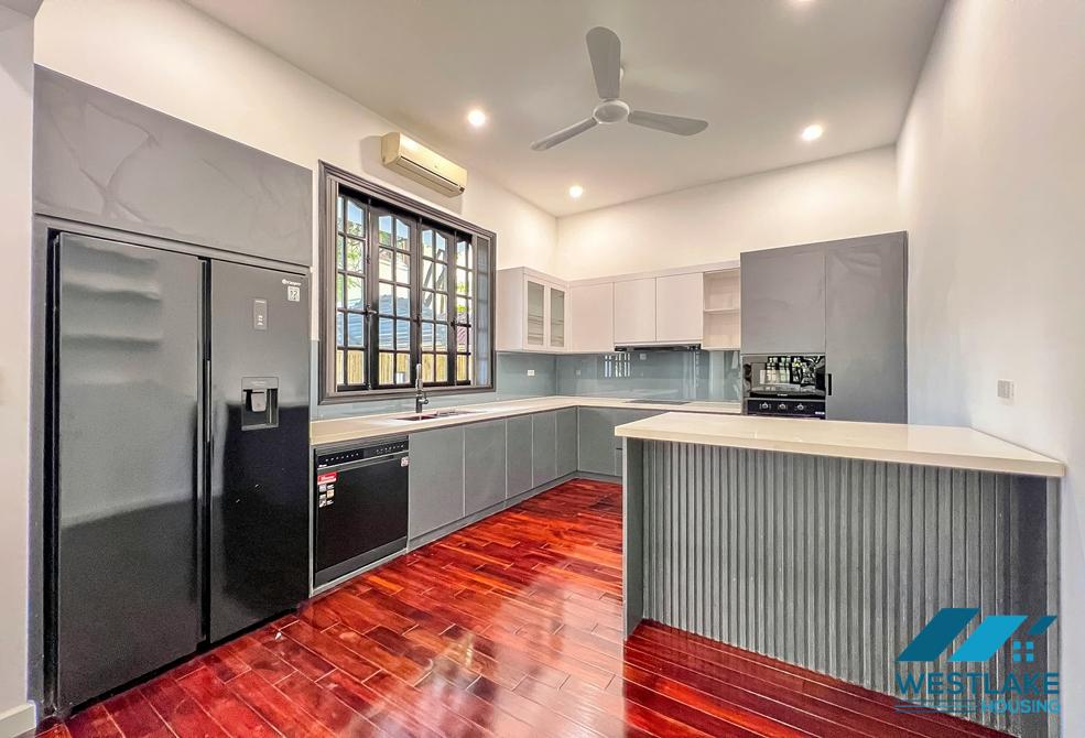 Renovated villa with outdoor swimming pool for rent in Tay Ho area, Ha Noi