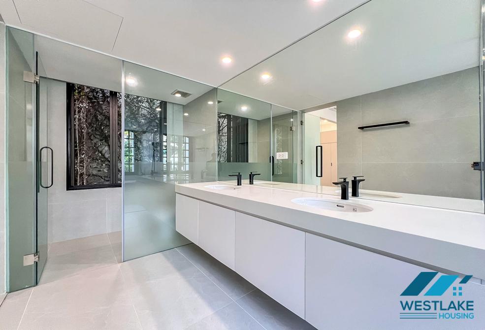 Renovated villa with outdoor swimming pool for rent in Tay Ho area, Ha Noi