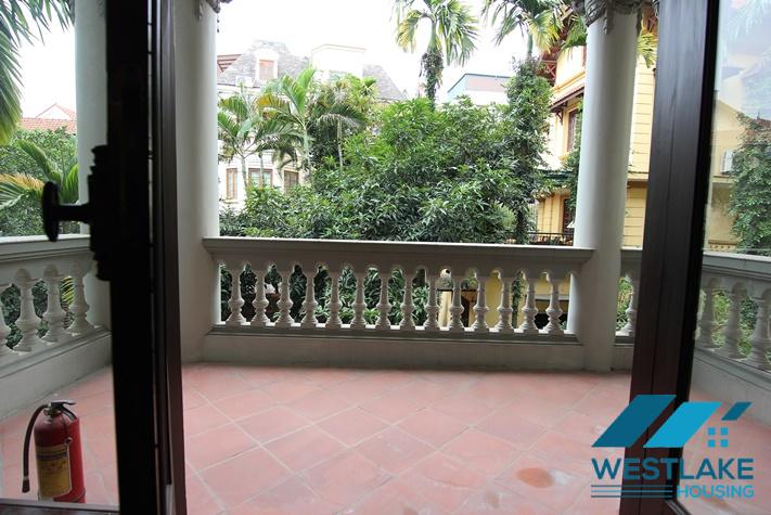 Cho Thuê Nhà 5 Phòng Ngủ Rộng Đẹp, Có Sân Và Ban Công Thoáng Sáng Tại Tô Ngoc Vân Tây Hồ, Hà Nội Cho Thuê Nhà 5 Phòng Ngủ Rộng Đẹp, Có Sân Và Ban Công Thoáng Sáng Tại Tô Ngoc Vân Tây Hồ, Hà Nội