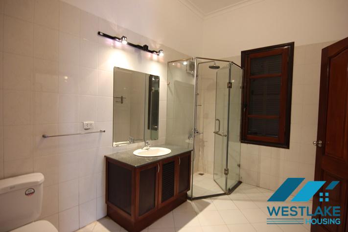 Cho Thuê Nhà 5 Phòng Ngủ Rộng Đẹp, Có Sân Và Ban Công Thoáng Sáng Tại Tô Ngoc Vân Tây Hồ, Hà Nội Cho Thuê Nhà 5 Phòng Ngủ Rộng Đẹp, Có Sân Và Ban Công Thoáng Sáng Tại Tô Ngoc Vân Tây Hồ, Hà Nội