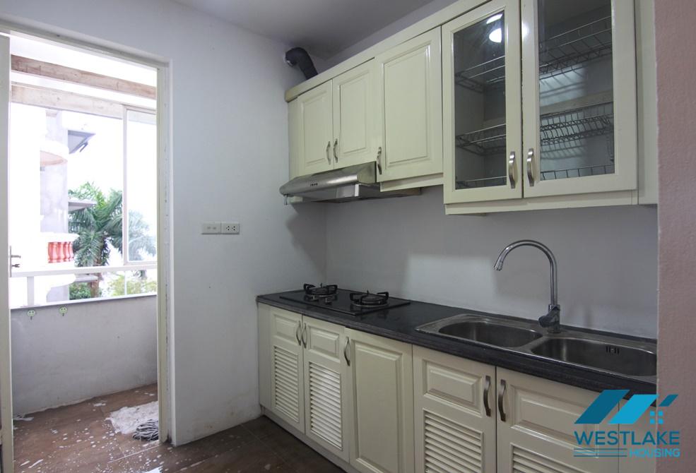 A lake view 1 bedroom apartment for rent in Tu Hoa, Tay Ho, Ha Noi