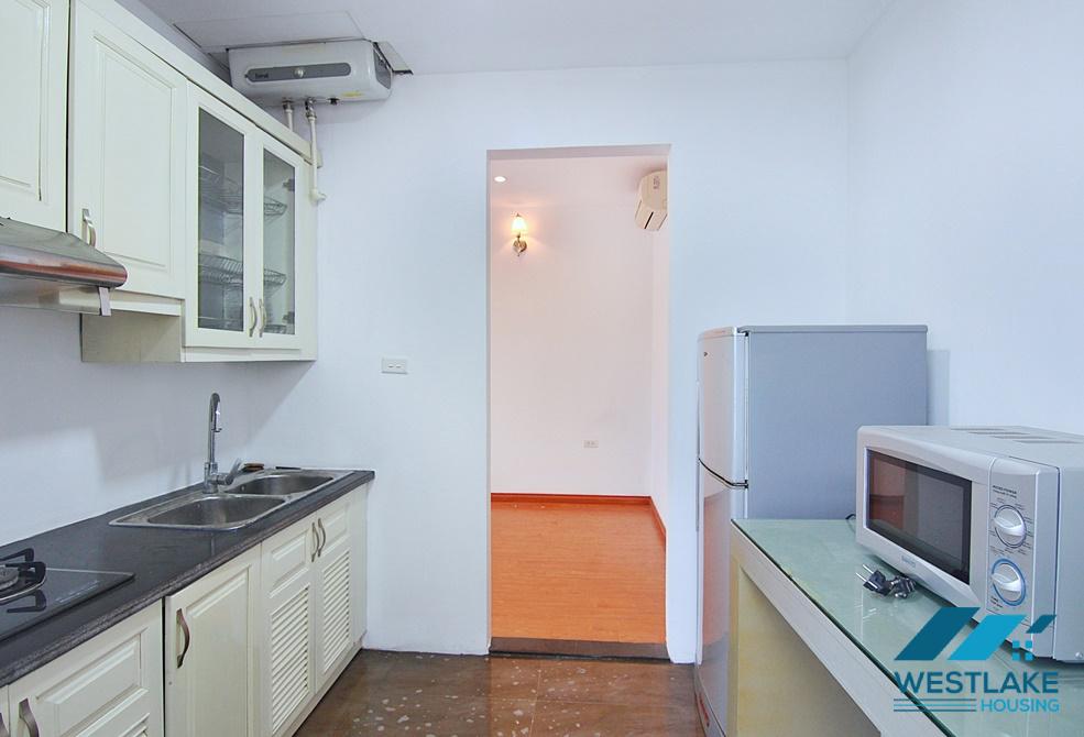 A lake view 1 bedroom apartment for rent in Tu Hoa, Tay Ho, Ha Noi