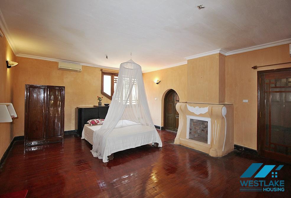 An unique style house for rent in Tu Hoa, Tay Ho, Ha Noi An unique style house for rent in Tu Hoa, Tay Ho, Ha Noi